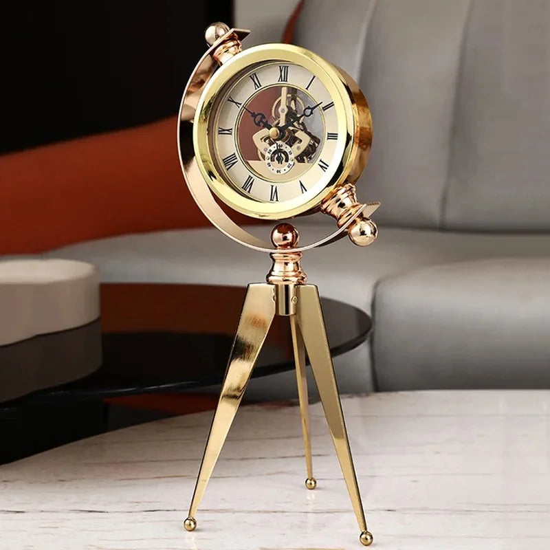 Golden Luxe Silent Quartz Desk Clock – Elegant Metal Tabletop Timepiece for Home & Office Décor Valentine Vintage